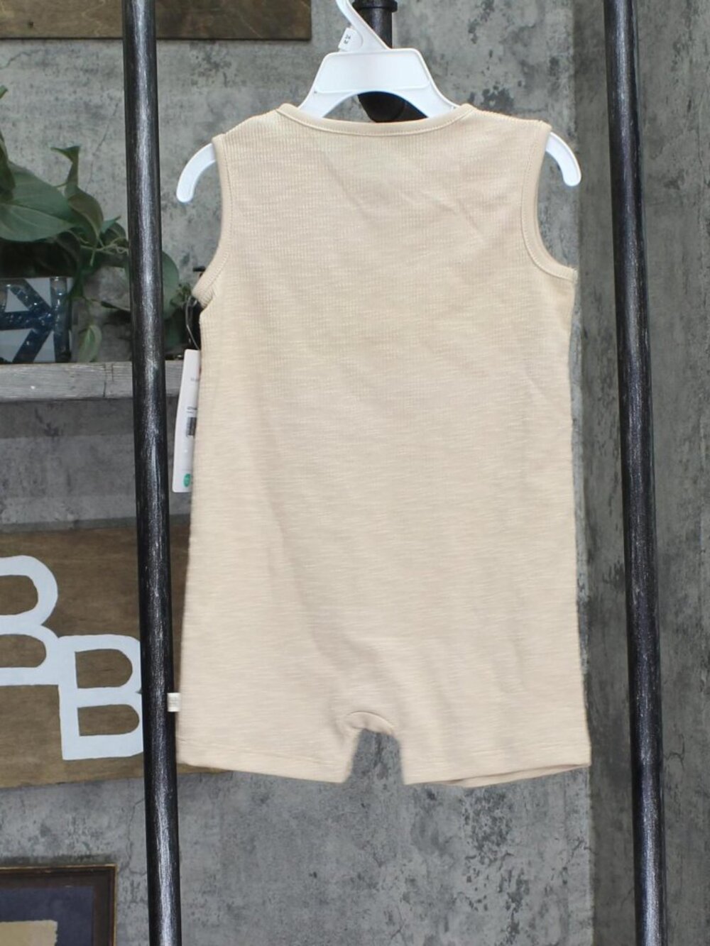 NWT Huggies Baby Boys Sleeveless Romper 6Z2713K Beige Brown 24 Months - Picture 3 of 6